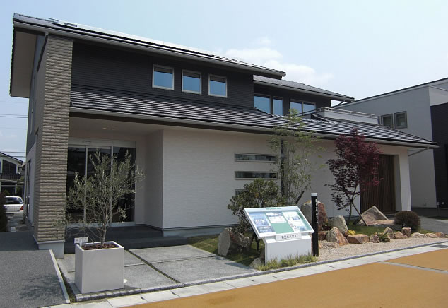 日本ハウスホールディングスモデルハウス外観